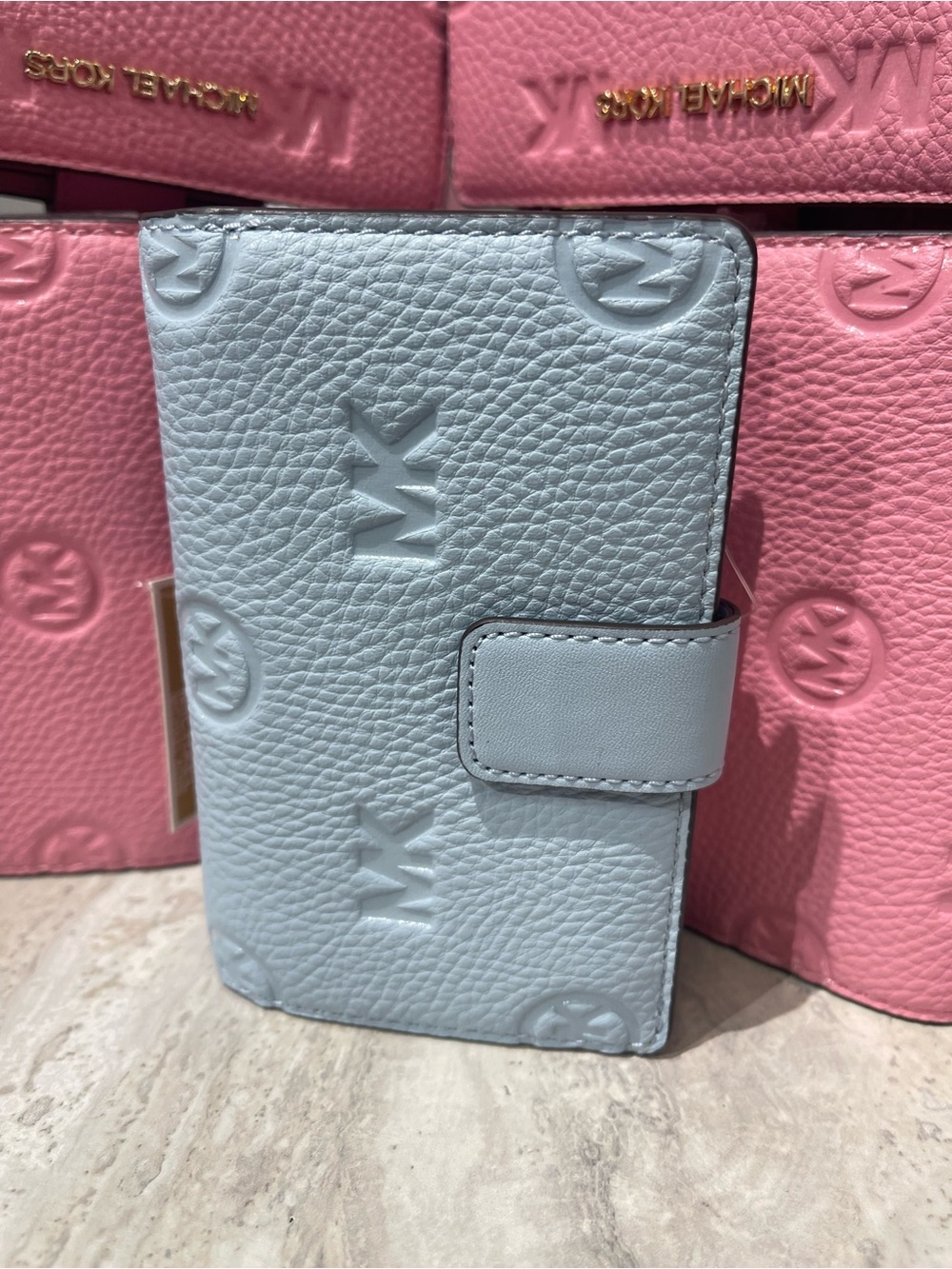 Michael Kors JST Md Logo Debossed Bifold Bilfold Compact Wallet
Pale Ocean
NWT - Picture 11 of 16